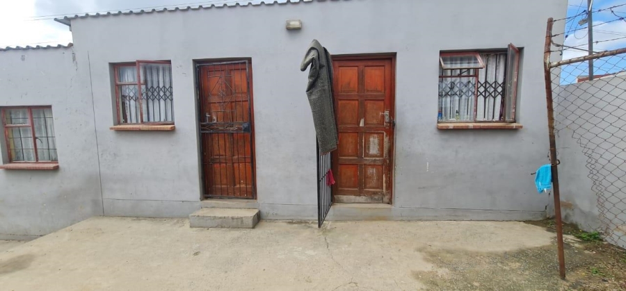 7 Bedroom Property for Sale in Scenery Park Eastern Cape